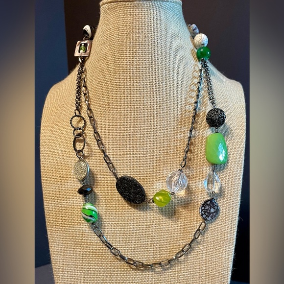🍀Blown glass/MOP/lucite/metal Beaded Chain Necklace - Picture 3 of 9